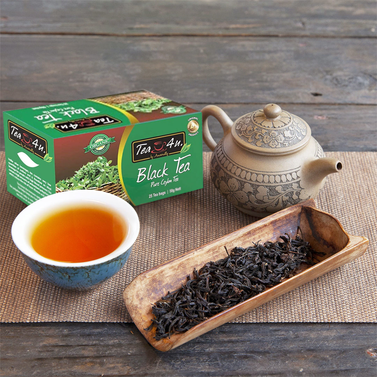 Tea4U Organic Black Tea, 25 teabags in foil envelopes.